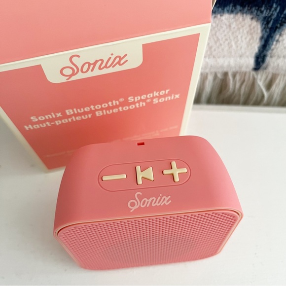 SONIX Bluetooth Speaker - Picture 3 of 3
